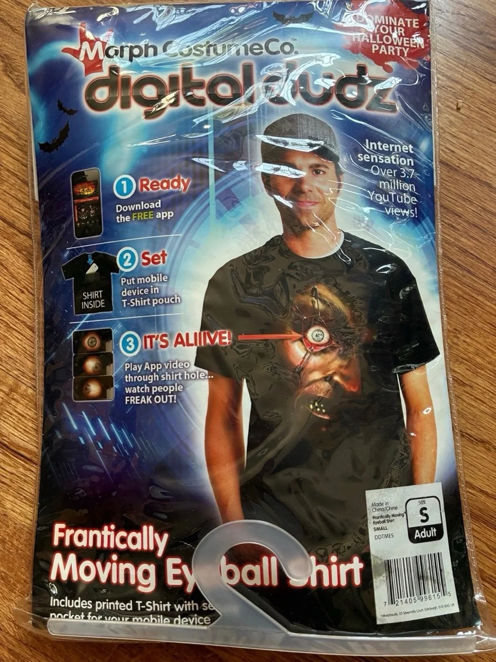 Morph costume co. Digital Dudz frantically moving eyeball. Unisex.